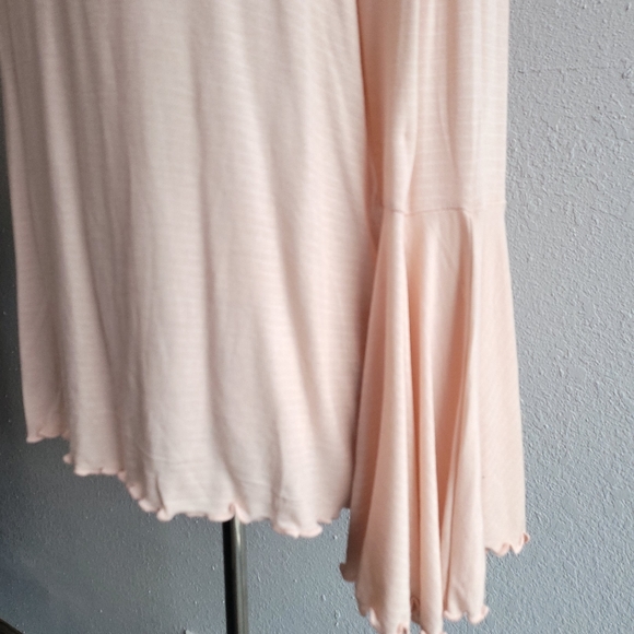 LAUREN CONRAD Peach Top - Picture 4 of 5